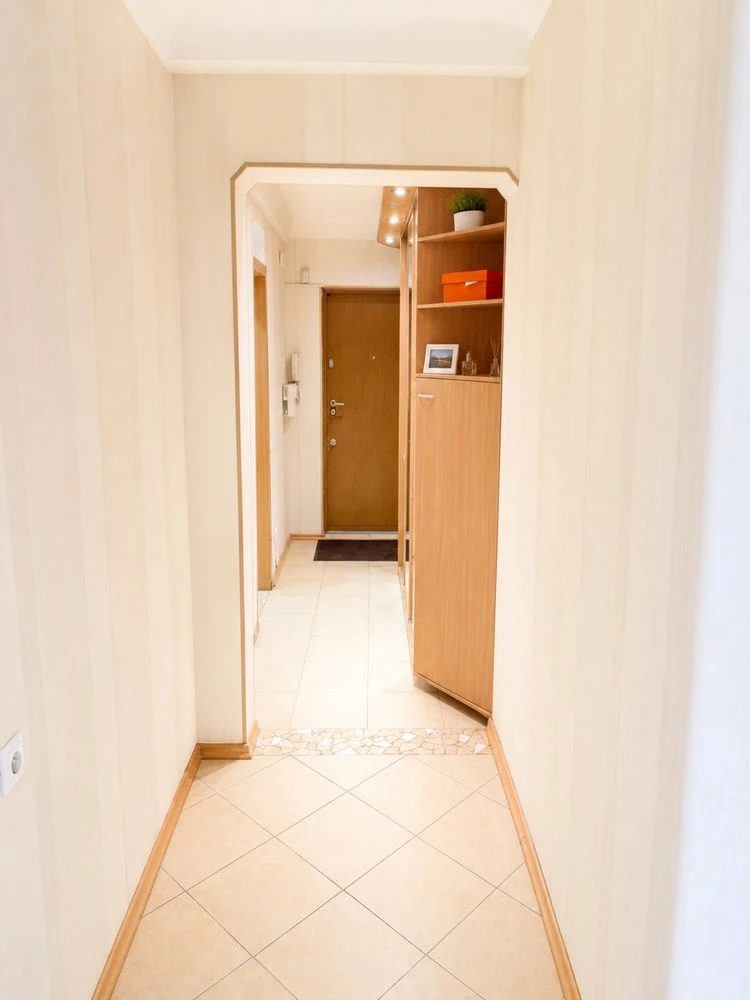 Продам кваритиру 3 кімнати. 72 кв. Лісовий масив
