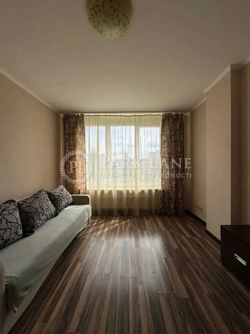 Продаж 1 кімнатної квартири, Богатирська, 6а