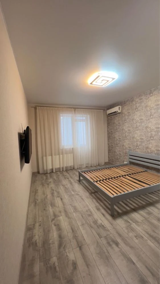 Продаж 3х  кв., вул. Авіаконструкторська 13/2