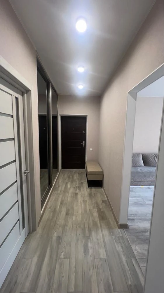Продаж 3х  кв., вул. Авіаконструкторська 13/2
