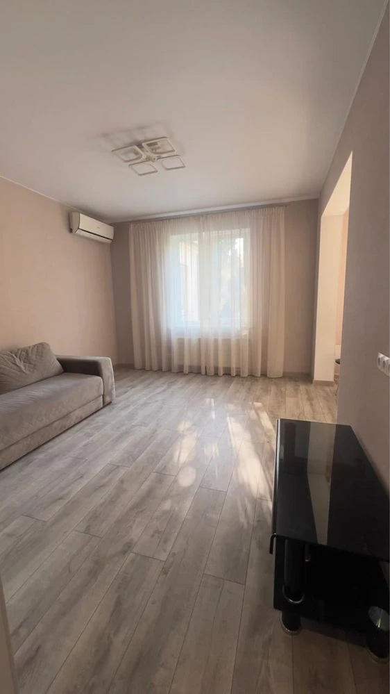 Продаж 3х  кв., вул. Авіаконструкторська 13/2