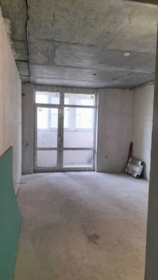 Продам квартиру студію  32 м2  з чорновим ремонтом ЖК Райдуж