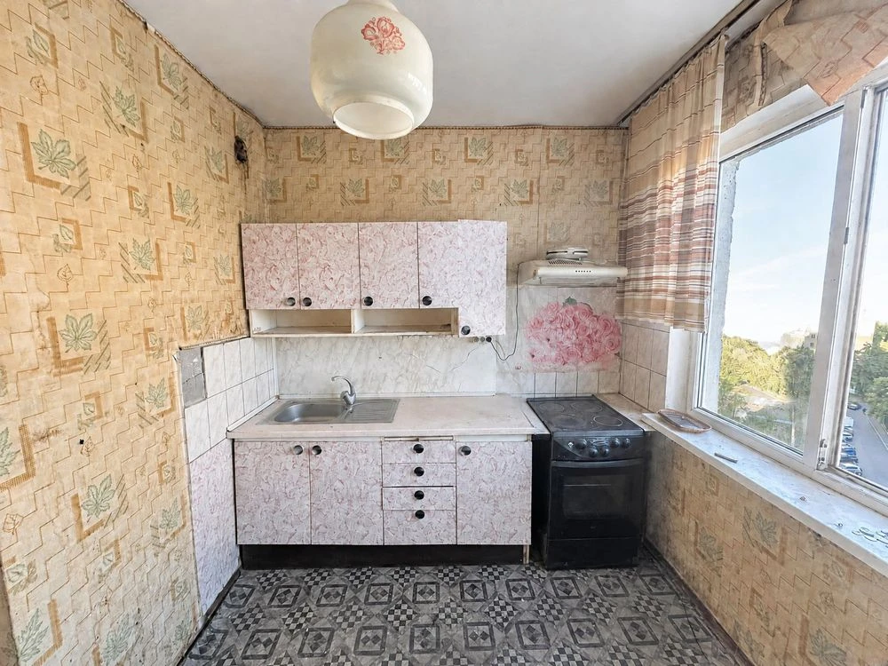 Продаж 2к квартири Ужвій 4г /Ужвий 4г Виноградар