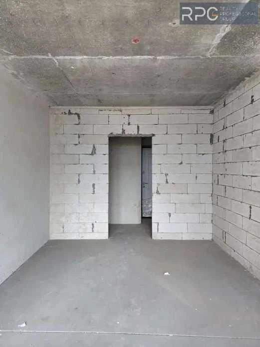 Продам 1к квартиру 38м2 в першому зданому будинку, ЖК Оберіг