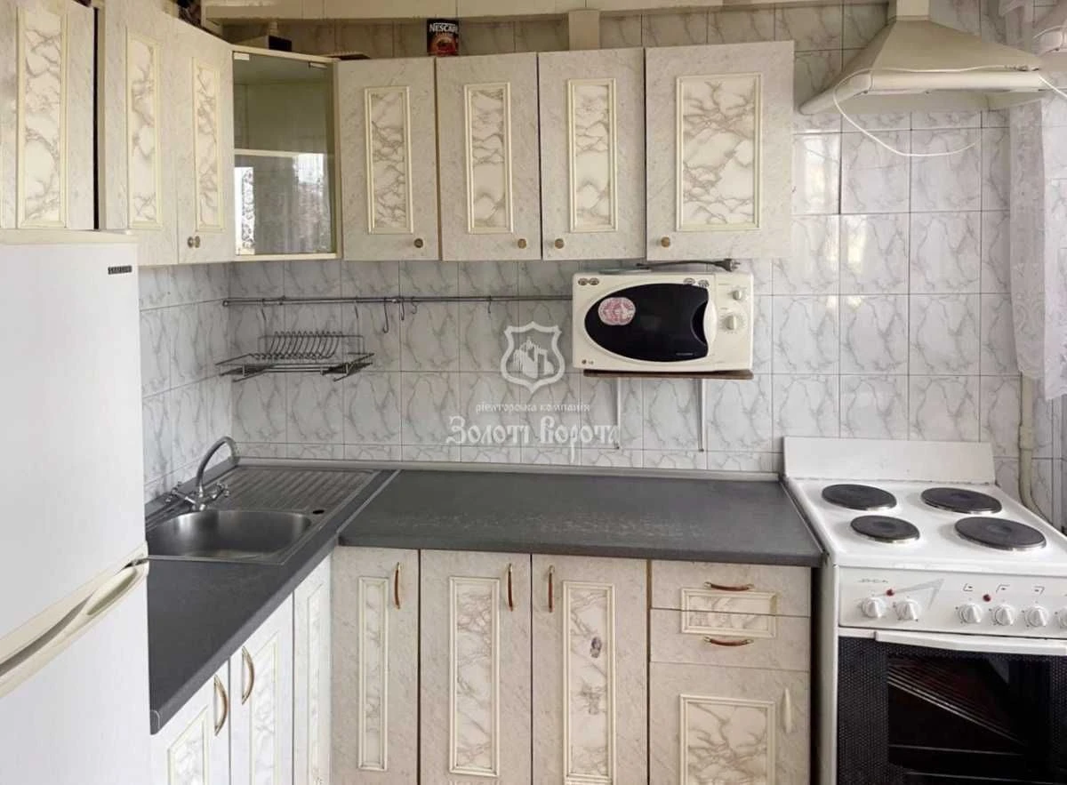 Квартира, 1к. Під ремонт. Райдужна, 17а, Райдужний, Дніпровс