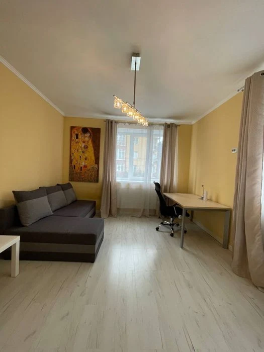 Продаю квартиру в центрі Івано-Франківська