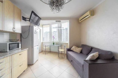Dniprovska embankment 19-A. 1-room apartment for sale