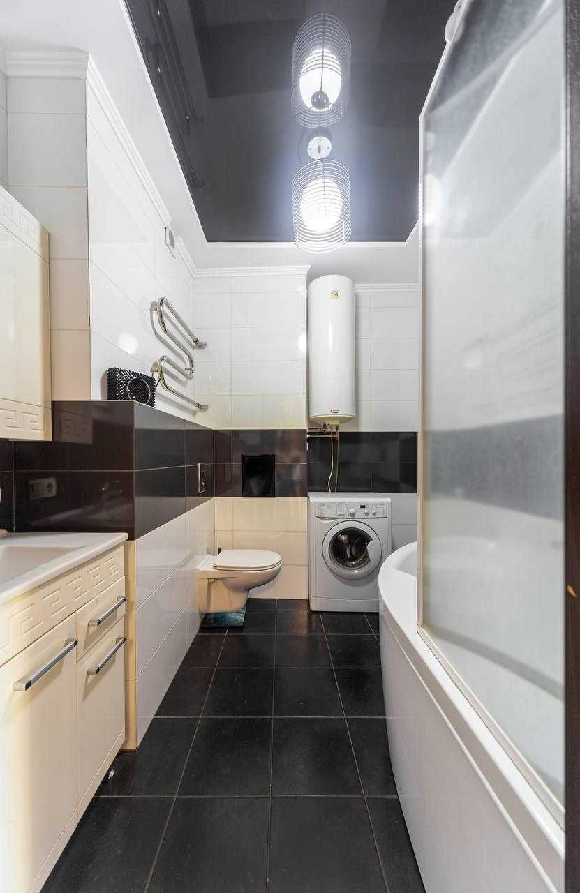 Dniprovska embankment 19-A. 1-room apartment for sale