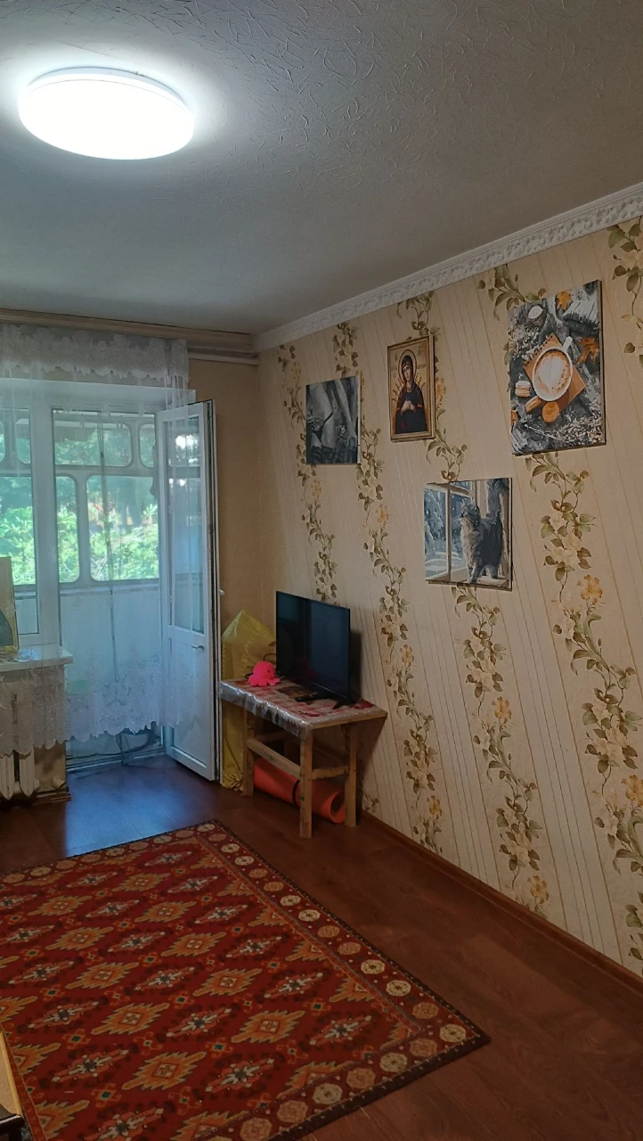 Бориспільське шосе 7А Продається двокімнатна квартира
