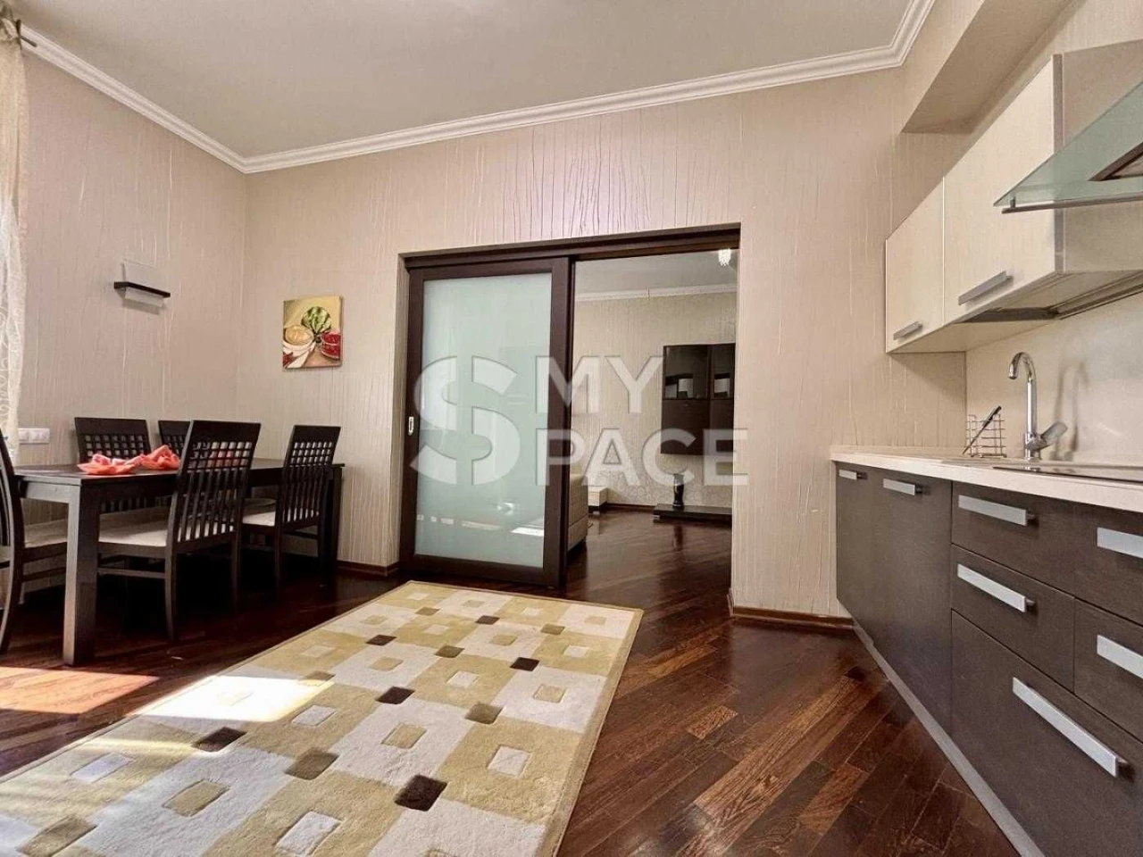 2-room apartment for sale Tyutyunika 16 Pecherskyi district Quiet center