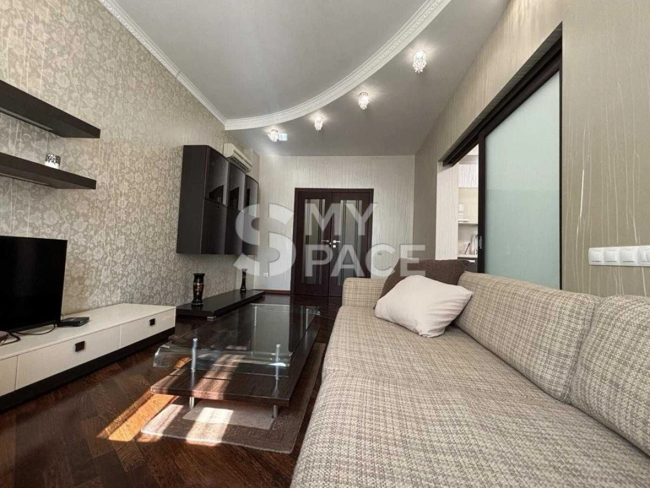 2-room apartment for sale Tyutyunika 16 Pecherskyi district Quiet center
