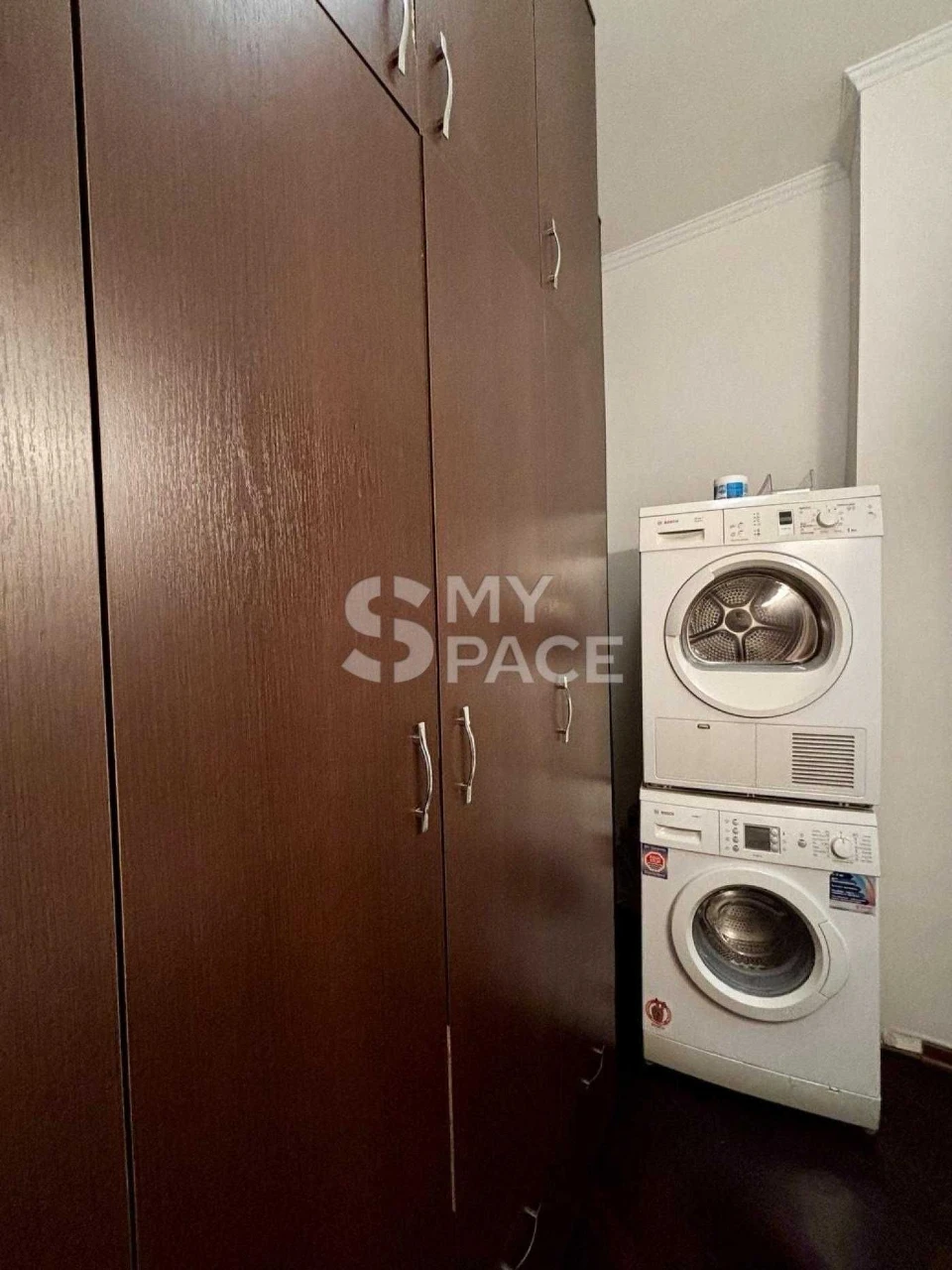 2-room apartment for sale Tyutyunika 16 Pecherskyi district Quiet center