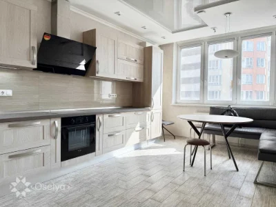 2 bedroom apartment in Kiev Darnytskyi Akhmatova 34 Osokorki