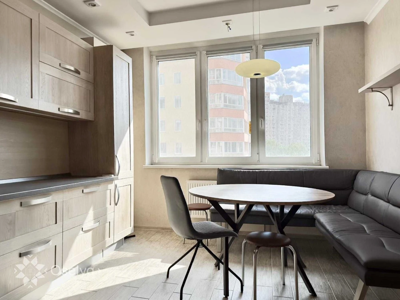 2 bedroom apartment in Kiev Darnytskyi Akhmatova 34 Osokorki