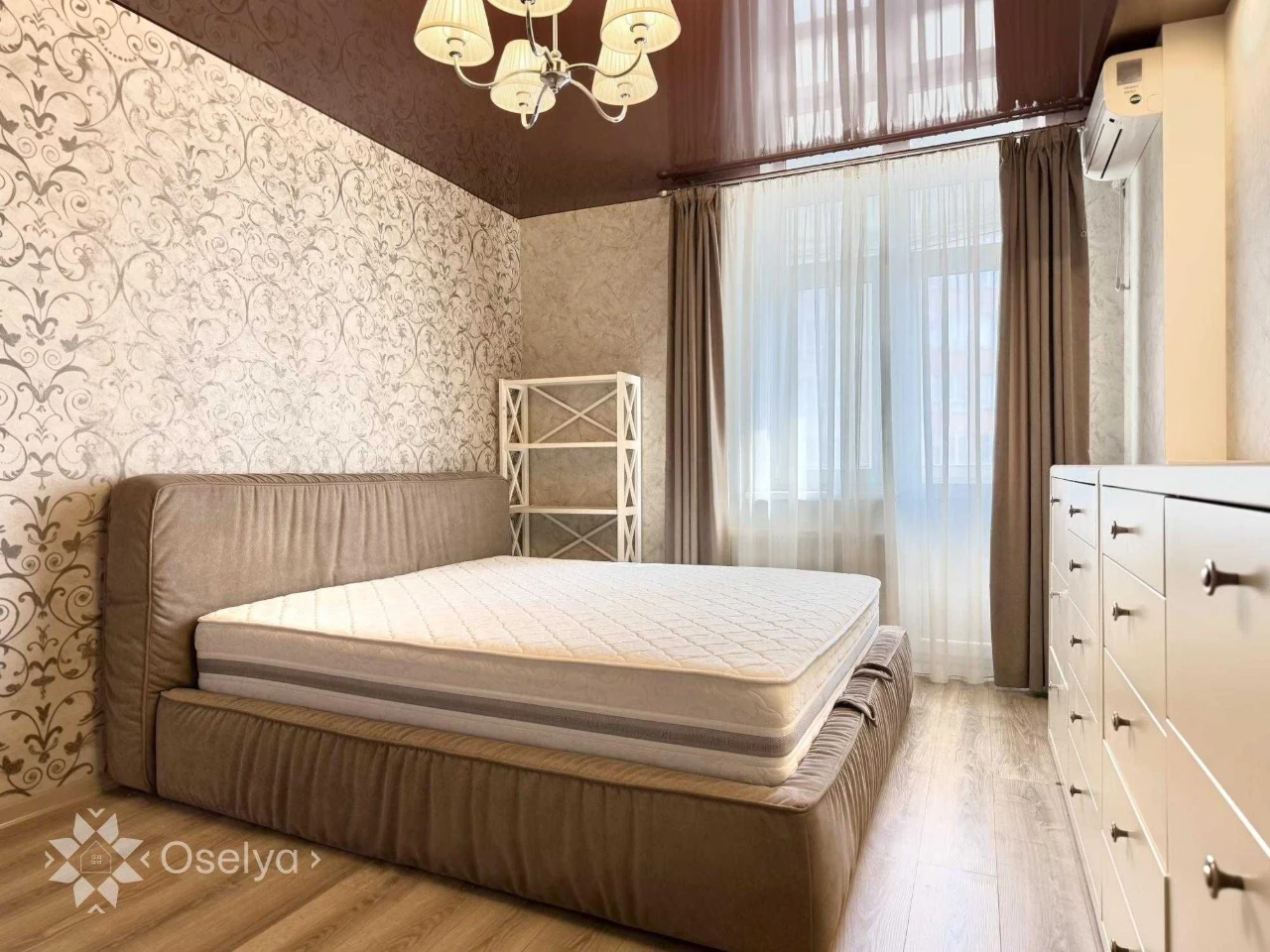 2 bedroom apartment in Kiev Darnytskyi Akhmatova 34 Osokorki