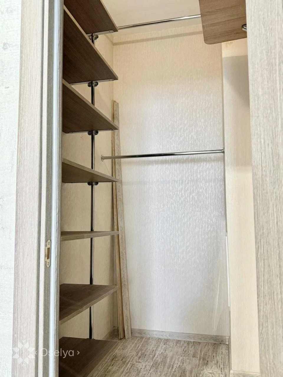 2 bedroom apartment in Kiev Darnytskyi Akhmatova 34 Osokorki