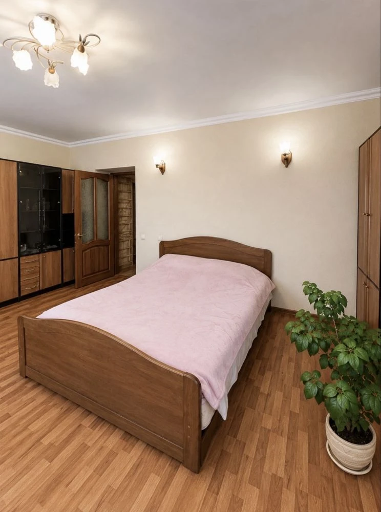 For sale 3-room apartment 98m2 metro Akademmistechko Lake Forest