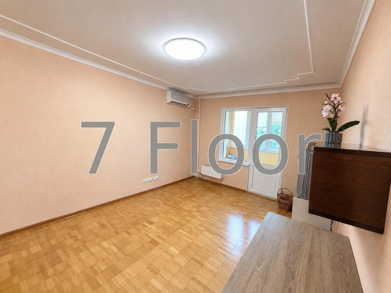 3-room apartment Troeshchyna Zakrevskogo metro station Pochaina shopping center