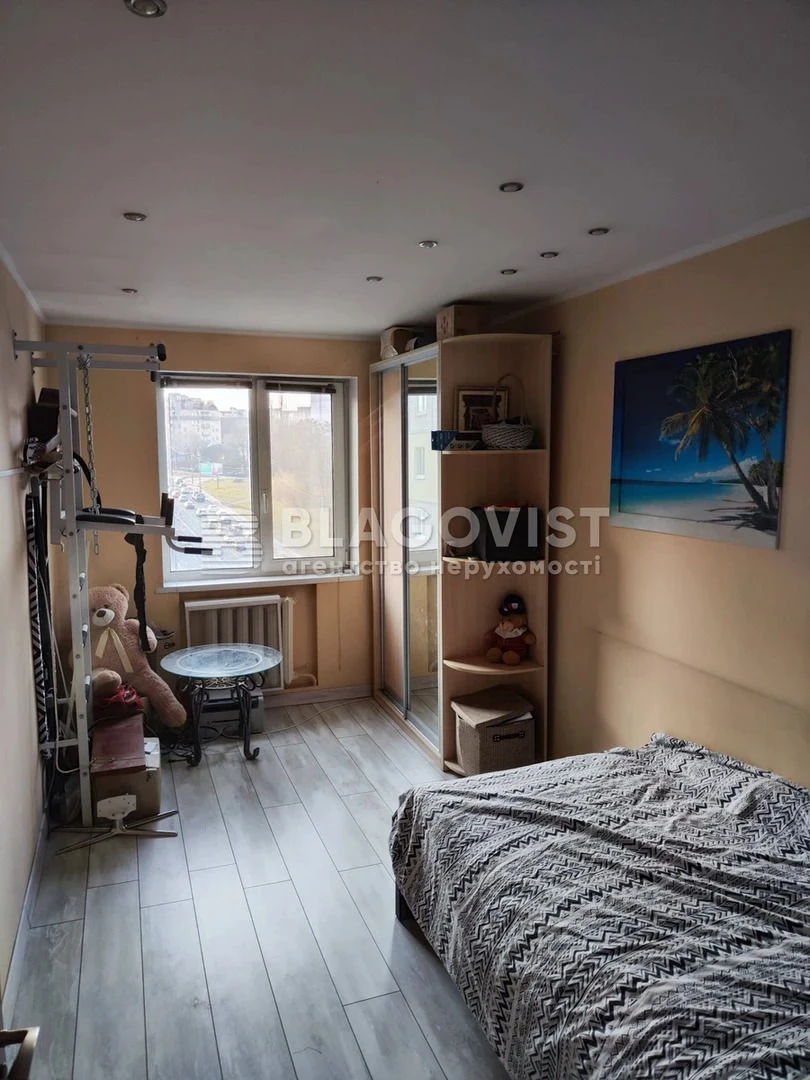 Продаж квартири вул. Щусєва Академіка 40 в Києві / W-7462317