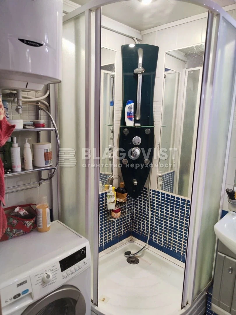 Продаж квартири вул. Щусєва Академіка 40 в Києві / W-7462317