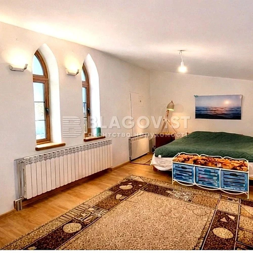 Продаж квартири вул. Хмельницького Богдана 32 в Києві / W-74