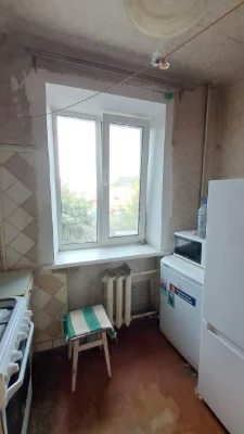Продам 2к.кв.вул.Курчатова (128-й Бригади Тероборони)