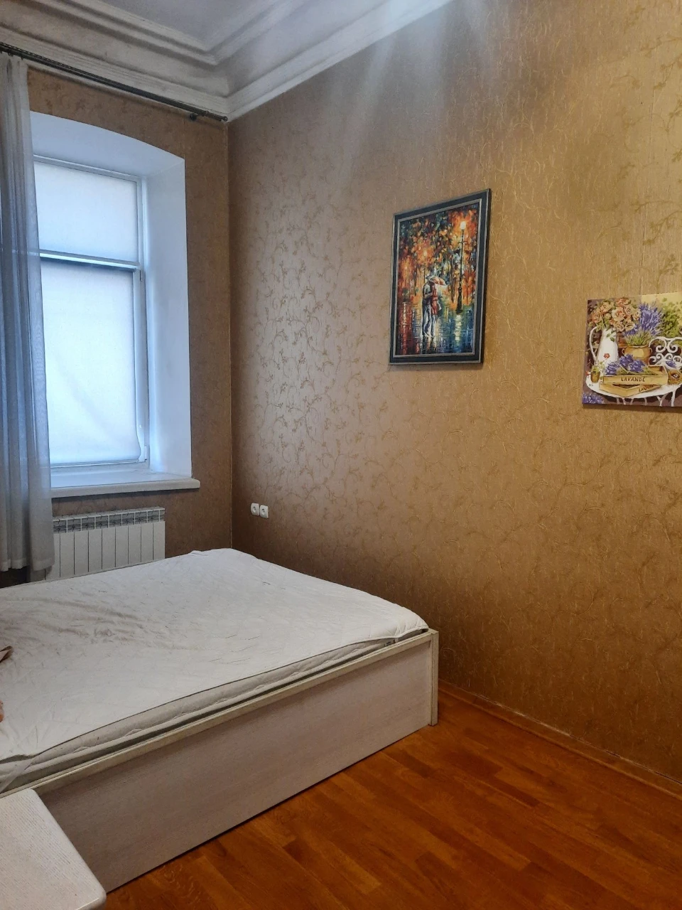 Продам 3к квартиру в центре.  Р-н Каскад Плазы ( с арендатор