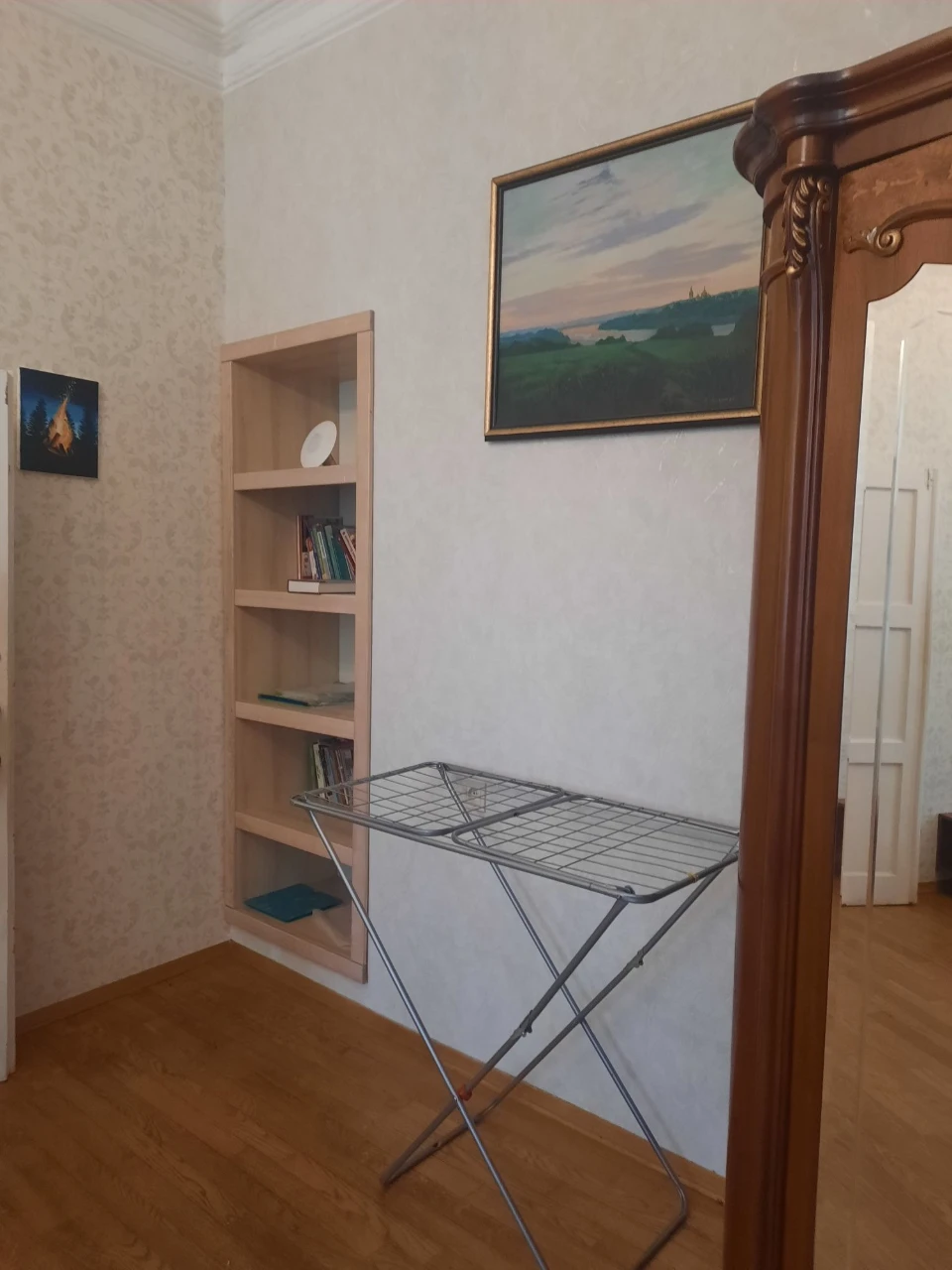 Продам 3к квартиру в центре.  Р-н Каскад Плазы ( с арендатор