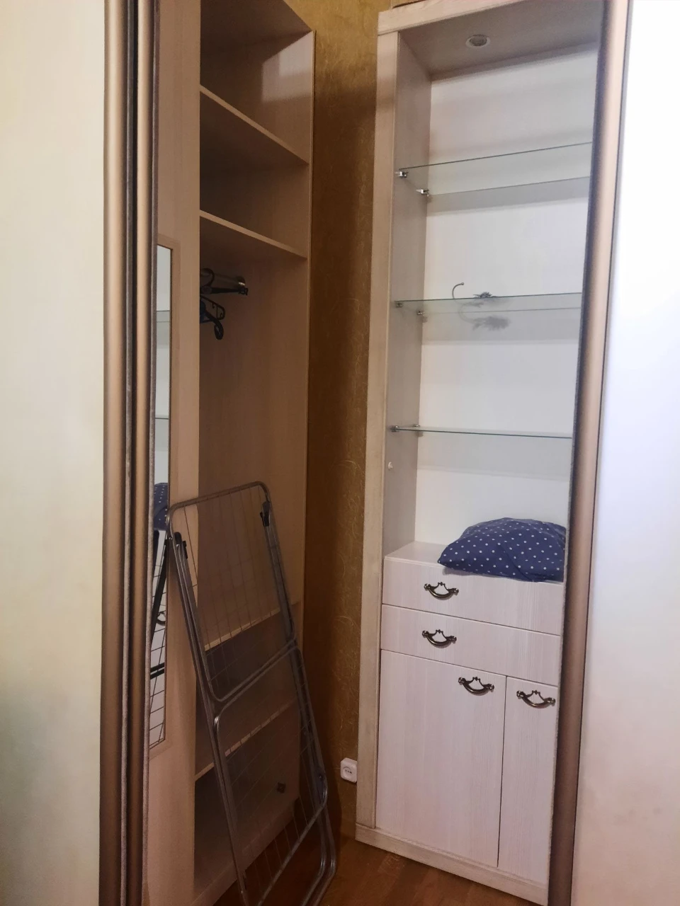 Продам 3к квартиру в центре.  Р-н Каскад Плазы ( с арендатор