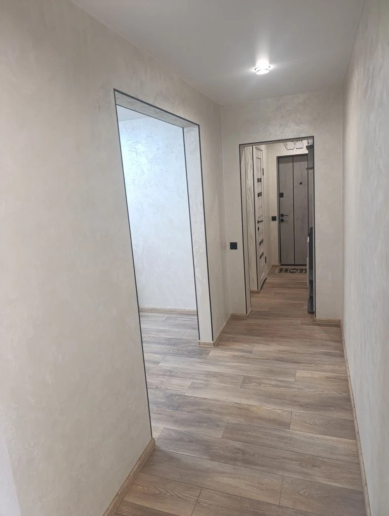 Продам 3 комнатную квартиру Косиора возле ДК