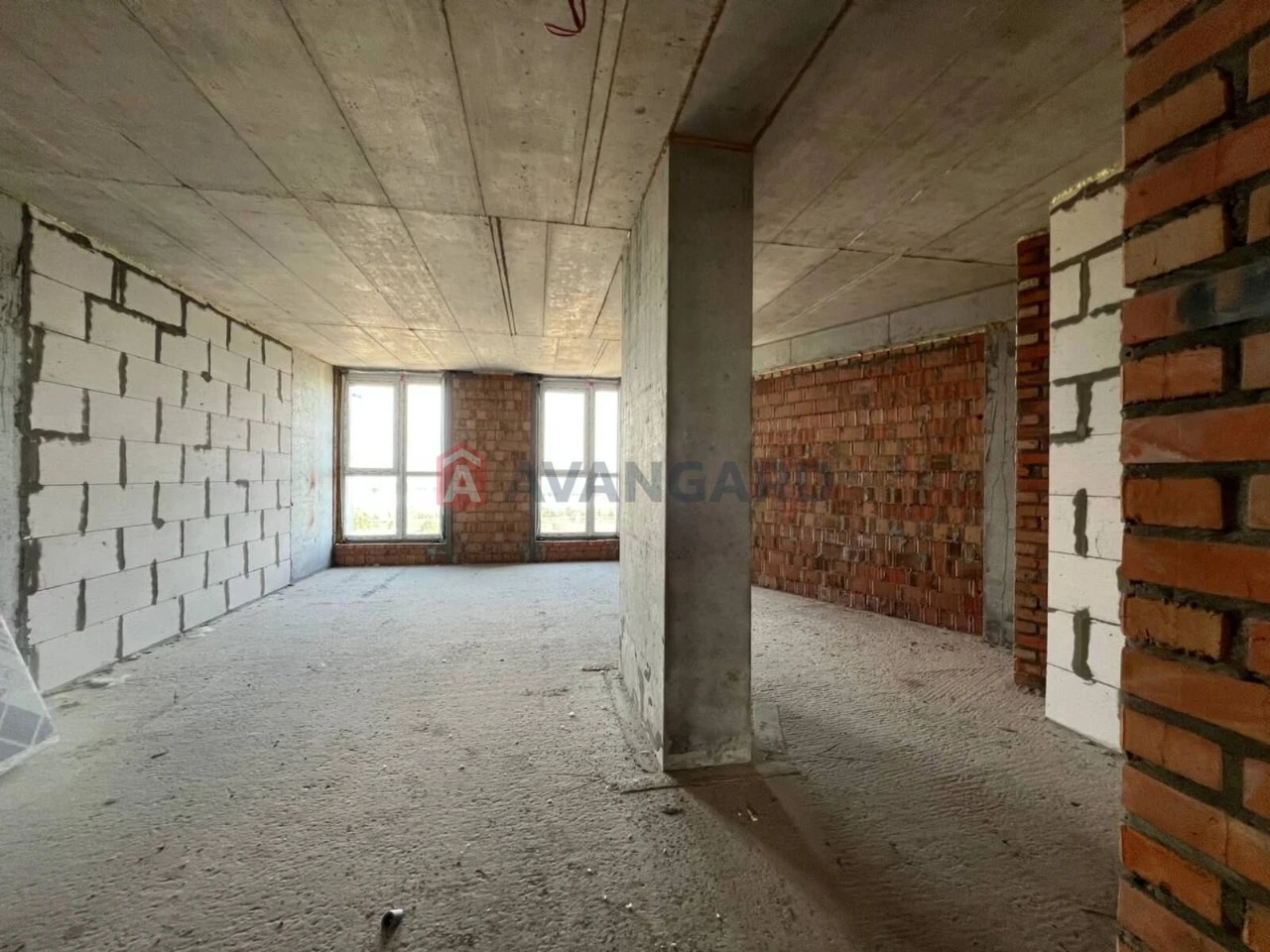 Продаж видової 1к квартири 38.3 м2 в ЖК MONT BLAN (Нагірний