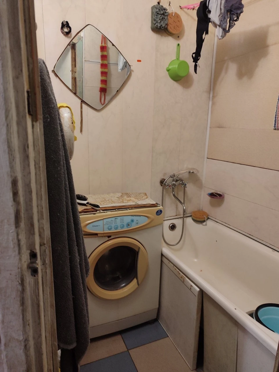 Продам 3х ком. квартиру на Янгеля.