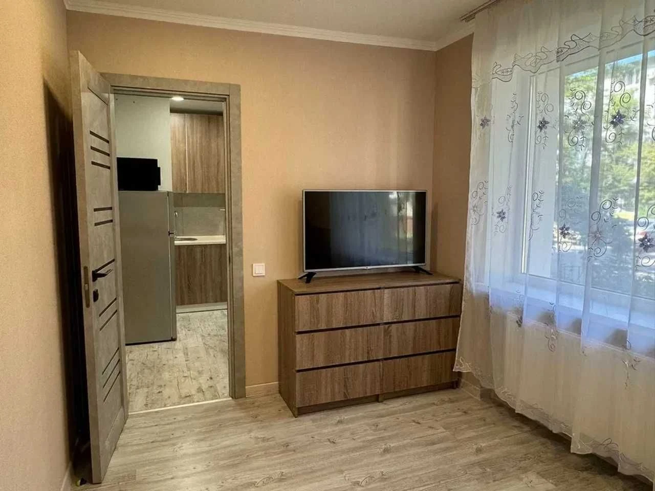 Продам 2-к квартиру с ремонтом в районе ул. Калиновая / Обра