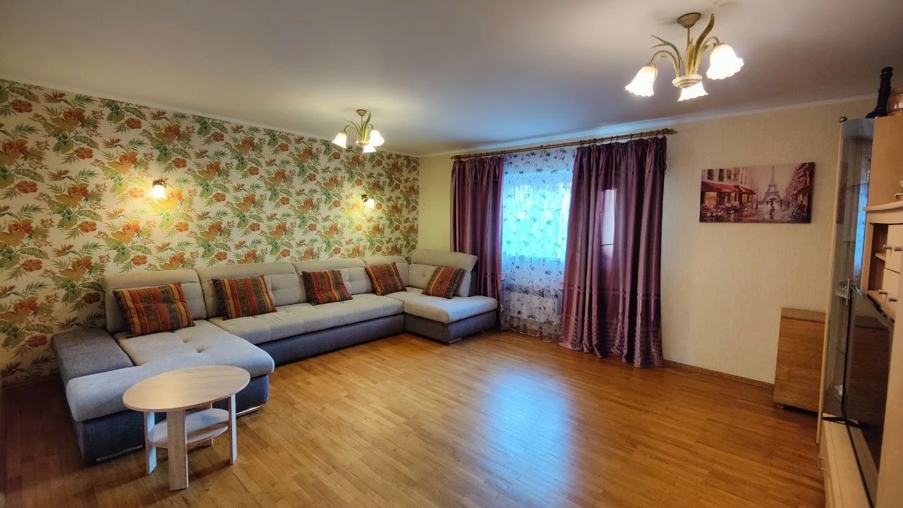 Продам 5к квартиру в центрі, Бородинська, Вартових Неба