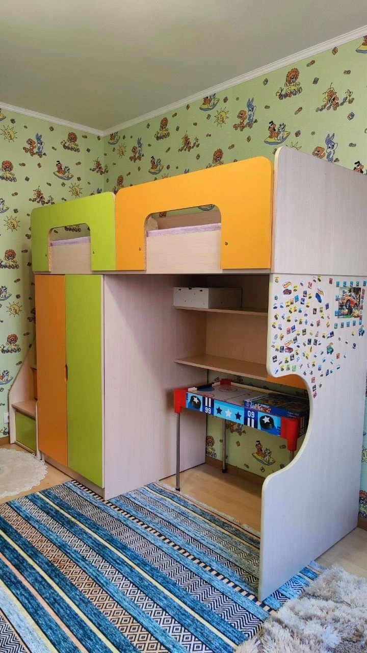 Продам 5к квартиру в центрі, Бородинська, Вартових Неба