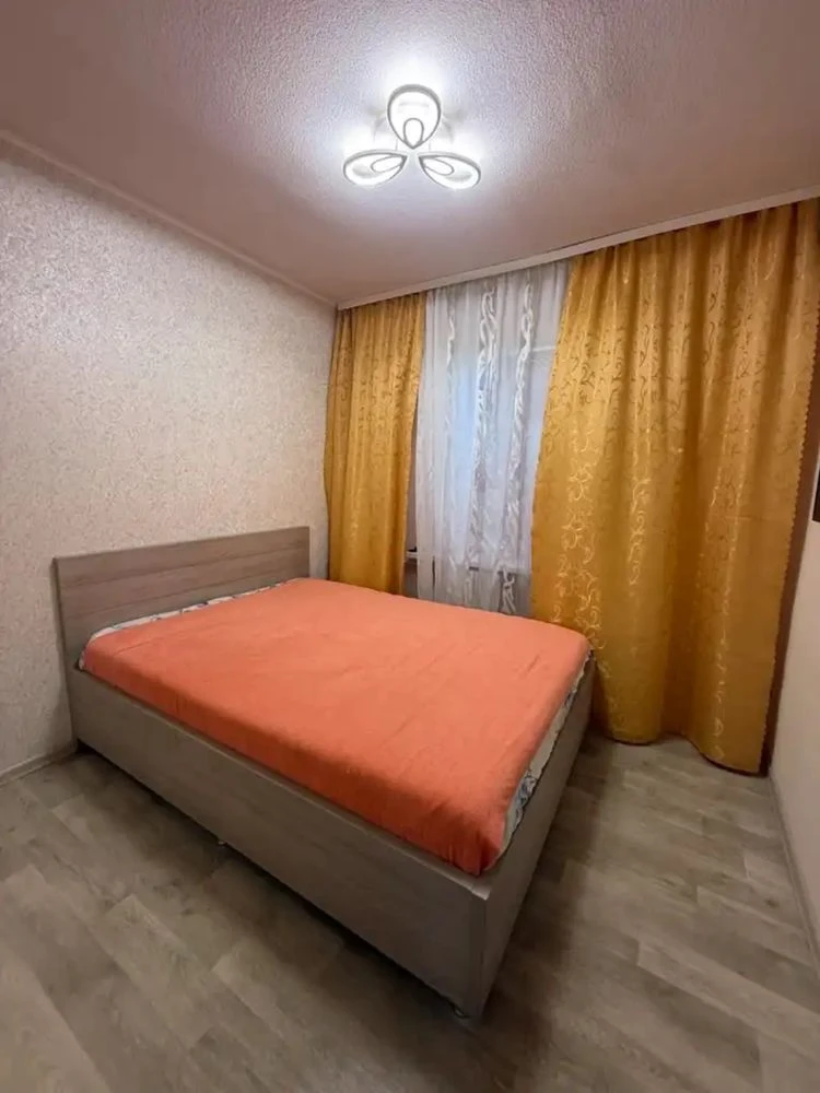 Продажа 3-х комнатной квартиры на ж/м Приднепровск. Немирови