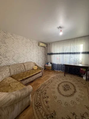 СРОЧНО! Продам 3 к.квартиру Чешка, РЕМОНТ ж/м Приднепровск