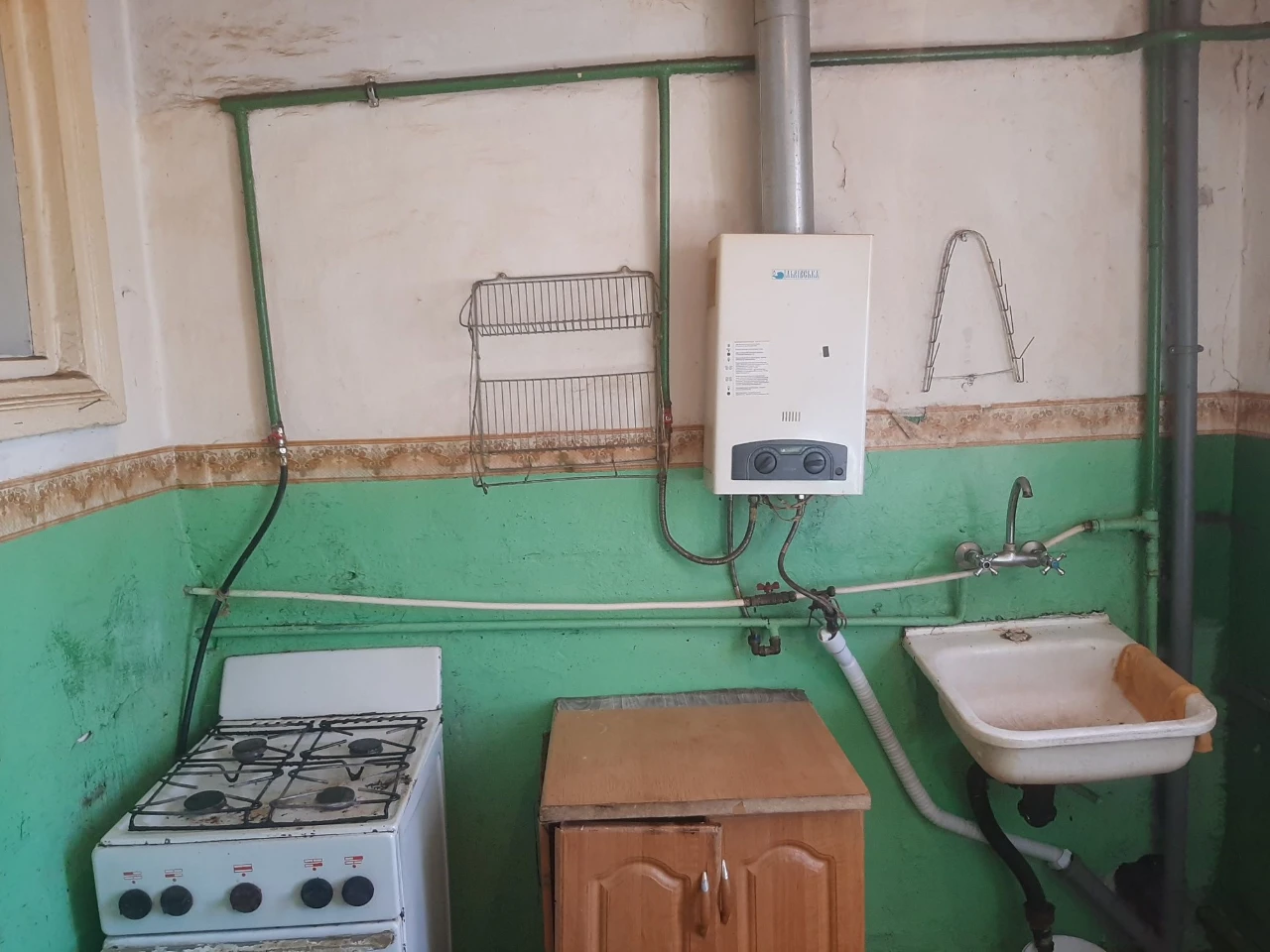 Продам 2комн квартиру  с подвалом  районе пр.Мазепи ул. Орло