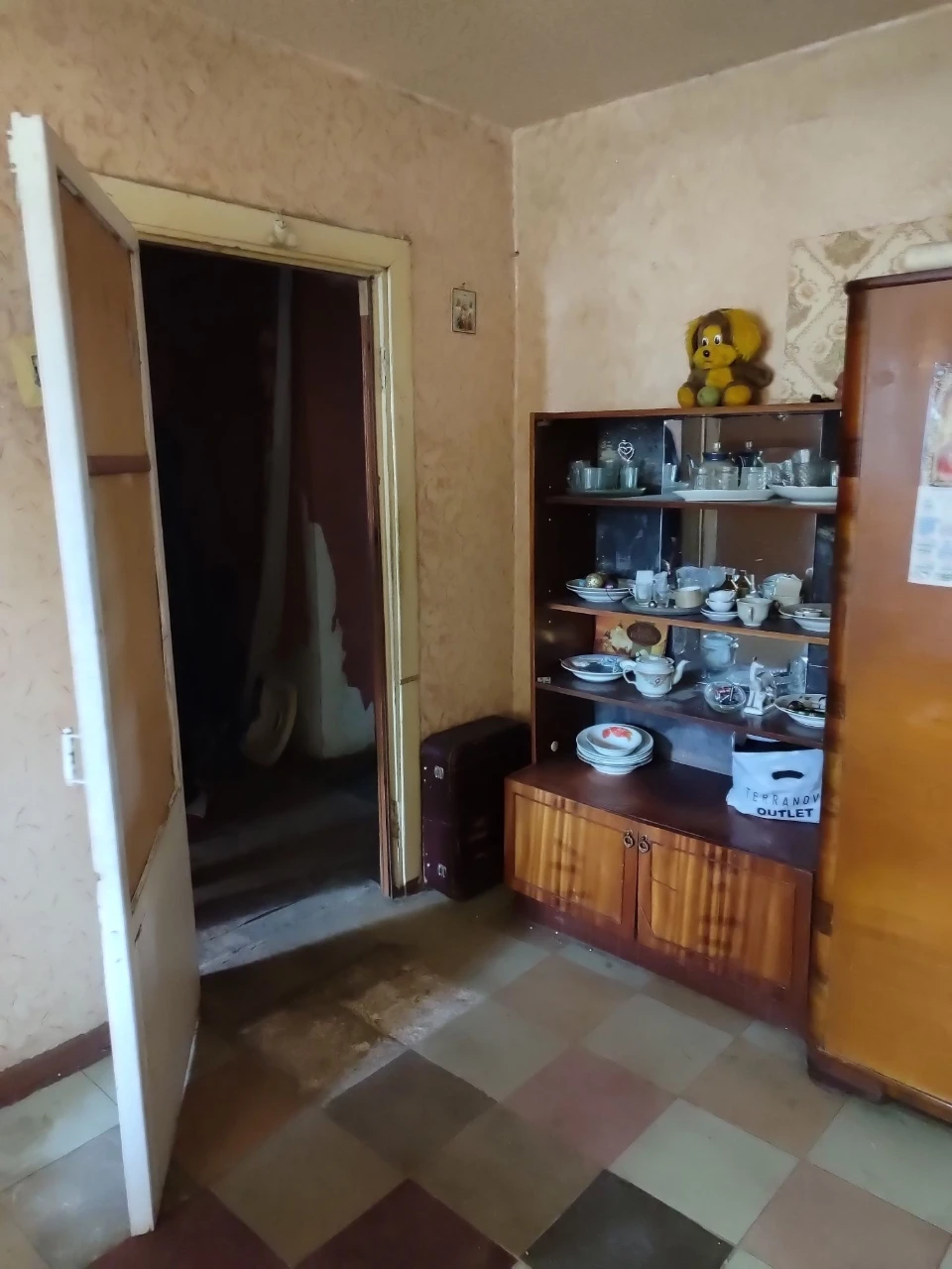 Продам  малосемейка 30 кв м 1 ком квартира  на  Северном  ул