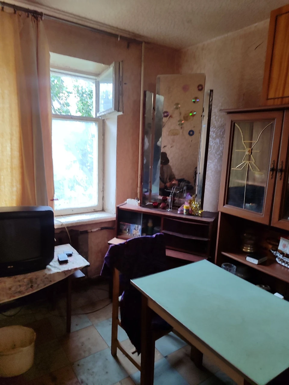 Продам  малосемейка 30 кв м 1 ком квартира  на  Северном  ул