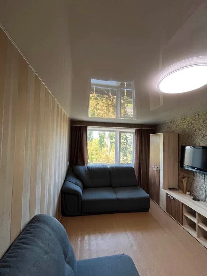 Продам 1 кім квартиру на пр Гагарина.