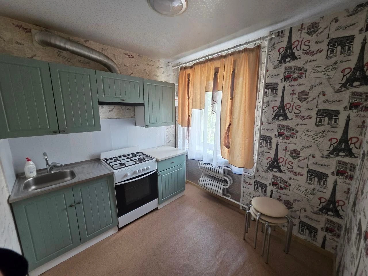 Продам 1 кім квартиру на пр Гагарина.