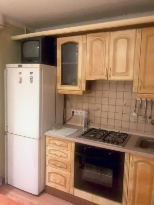 Продам 2-к квартиру в кирпичной высотке на пр. Слобожанский