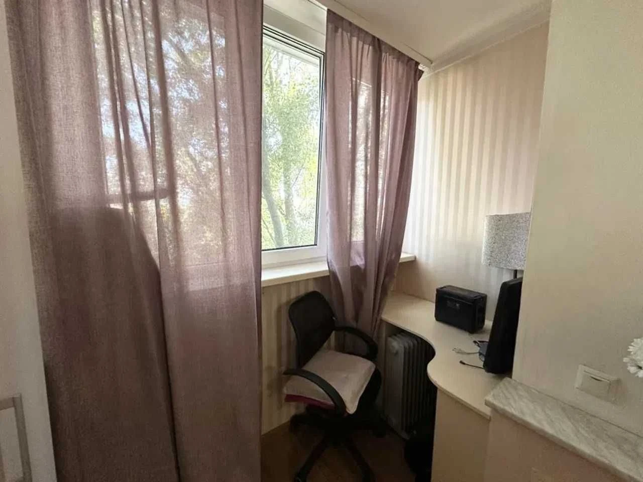 Продам 2-к квартиру в кирпичной высотке на пр. Слобожанский