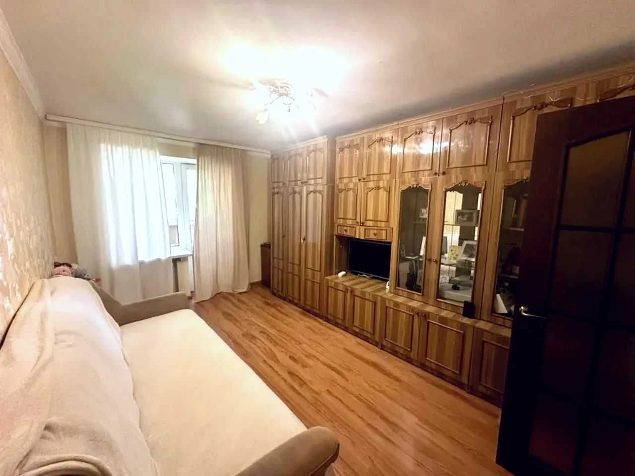 Продам 2-к квартиру в кирпичной высотке на пр. Слобожанский