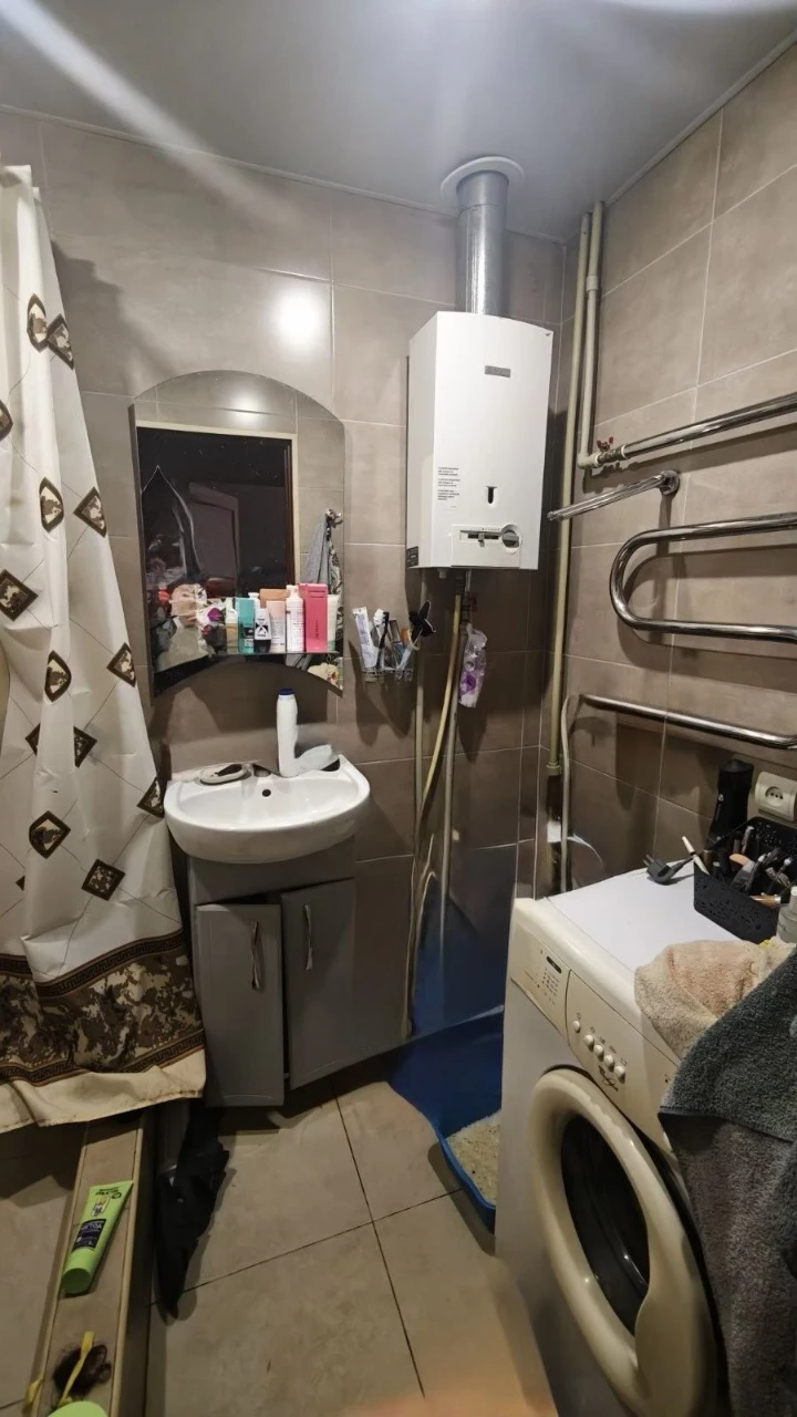 Продам 2-к квартиру район ул.Генерала Безручка