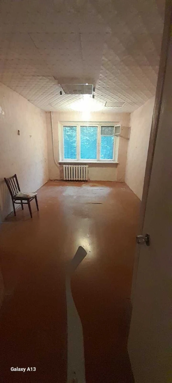 Продам 3 комнатную квартиру пр,Богдана Хмельницкого (Г.Стали