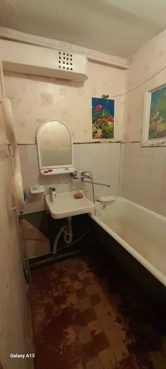 Продам 3 комнатную квартиру пр,Богдана Хмельницкого (Г.Стали