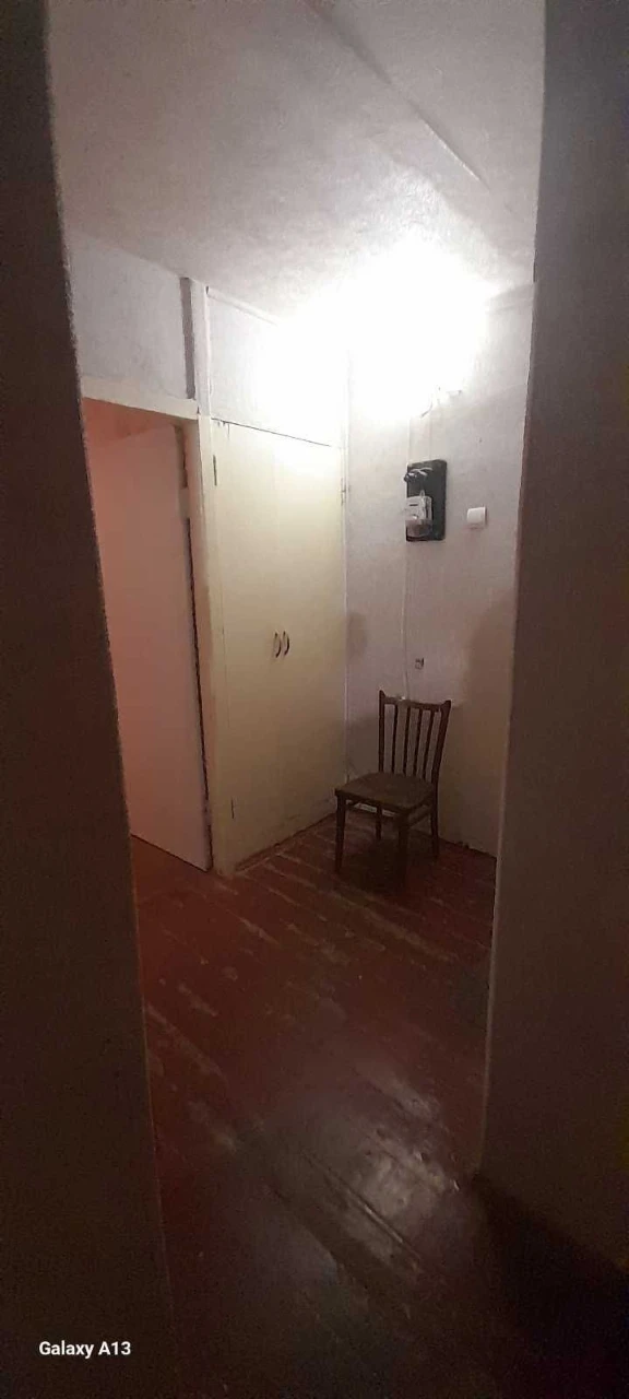 Продам 3 комнатную квартиру пр,Богдана Хмельницкого (Г.Стали