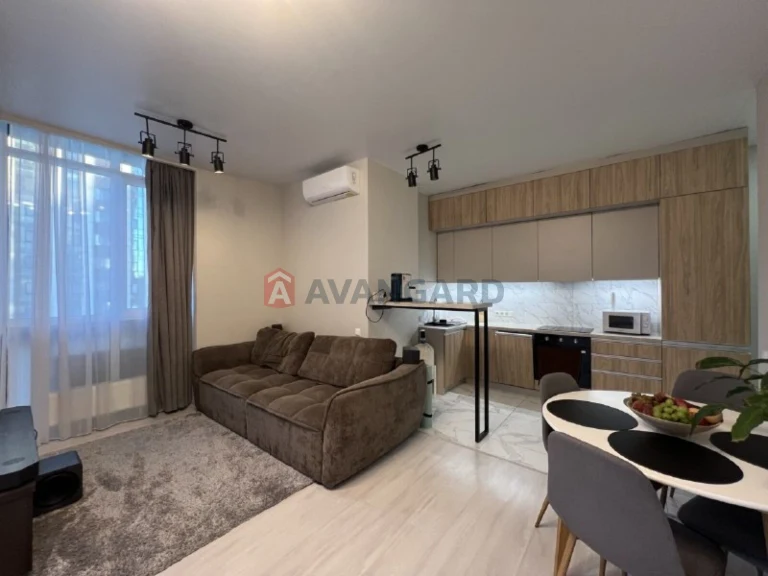 Продам 2к 70м2 с ремонтом ЖК Панорама
